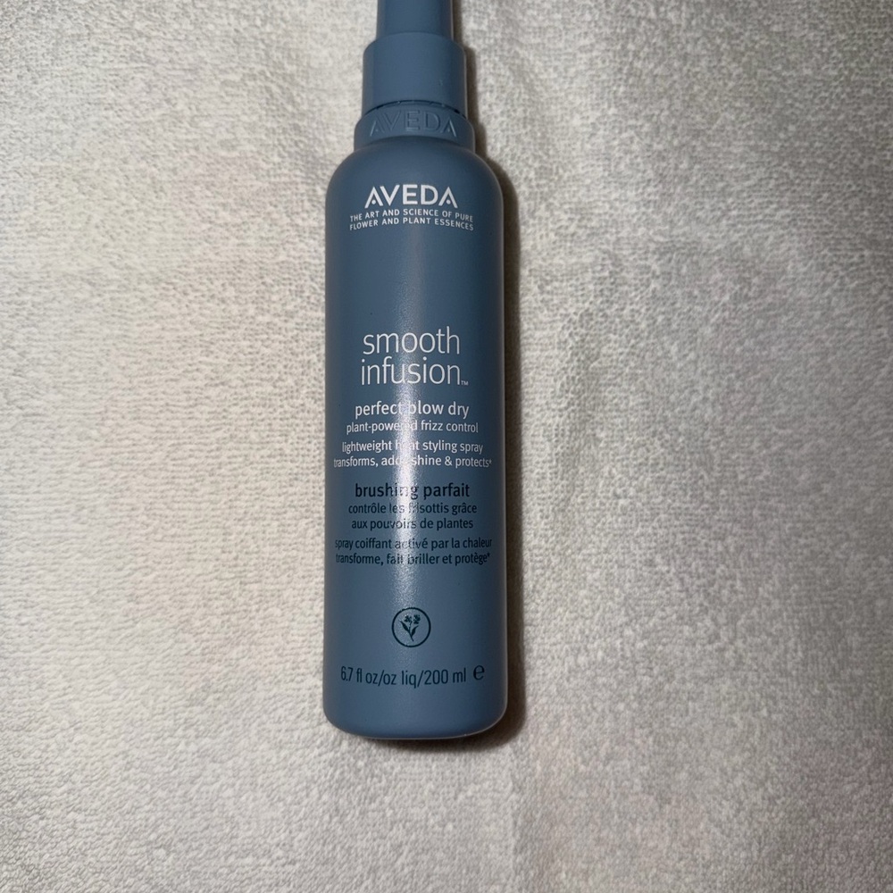 AVEDA Smooth Infusion Perfect Blow Dry Spray - Light Blue